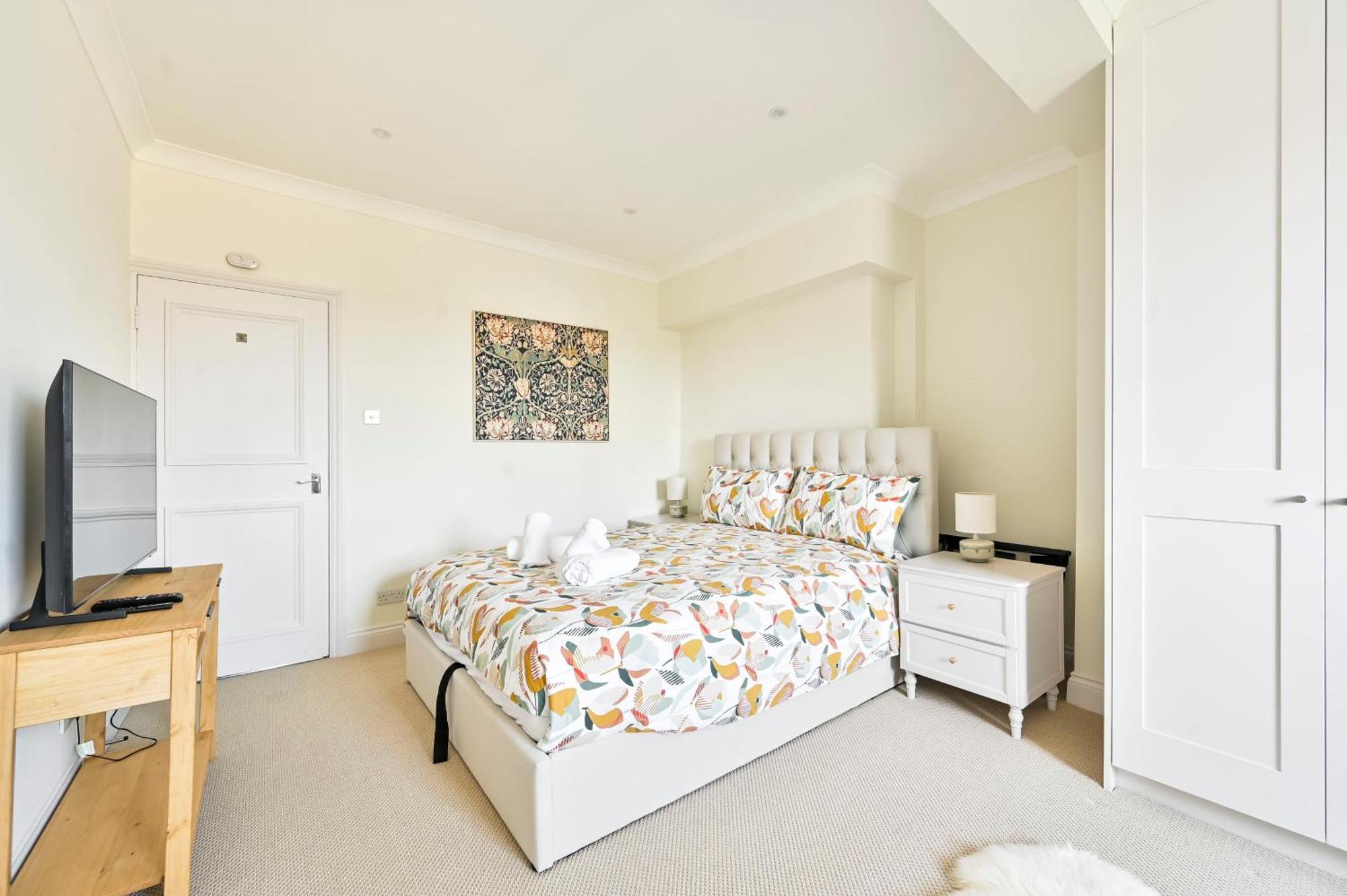 Apartment Chelsea Chic, Quiet, Light Filled, Upscale London